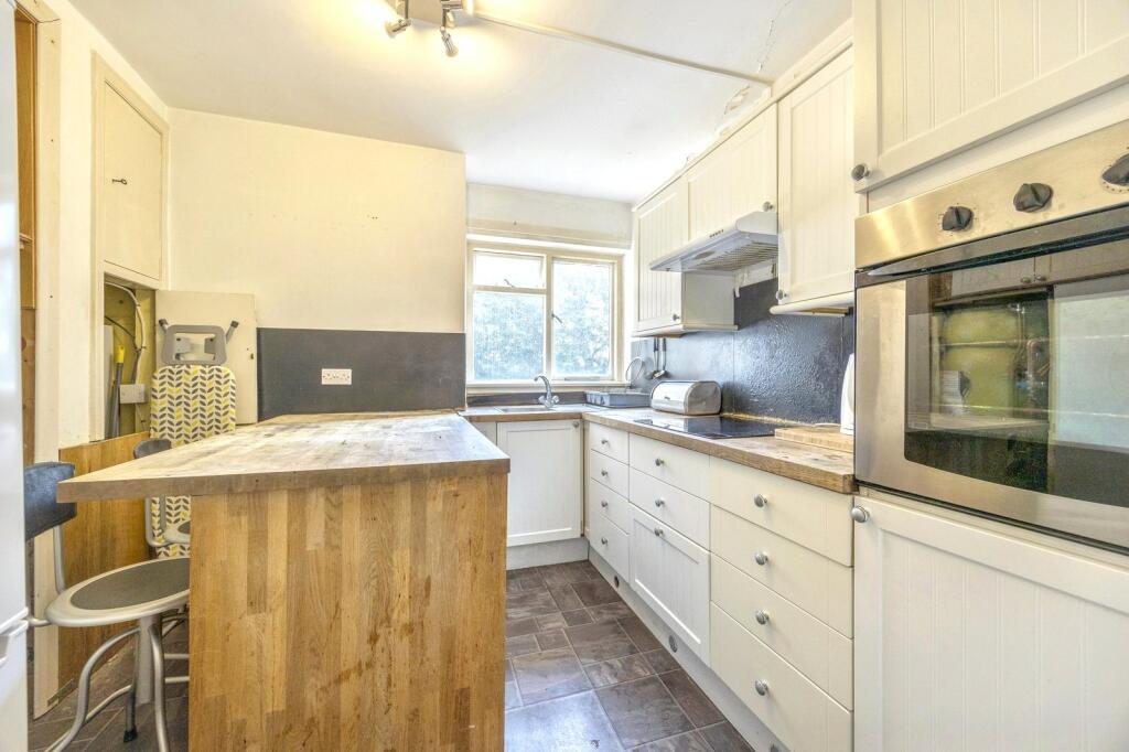 Apartment in Edinburgh - View 4