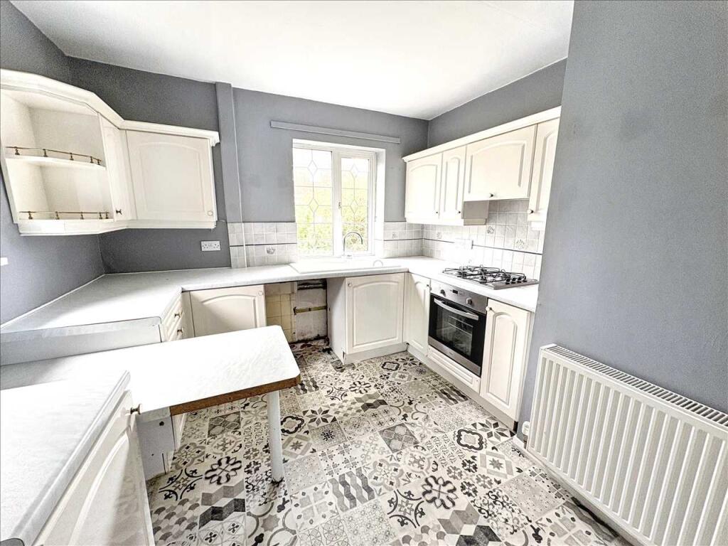 Lansbury Avenue, Sutton In Ashfield photo 4