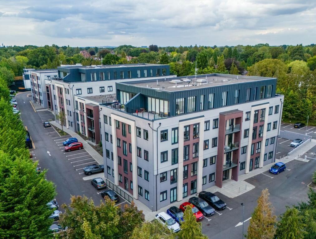 Main image of property: Apartment 152 Broadoaks, 548 Streetsbrook Road, Solihull, West Midlands, B91 1US