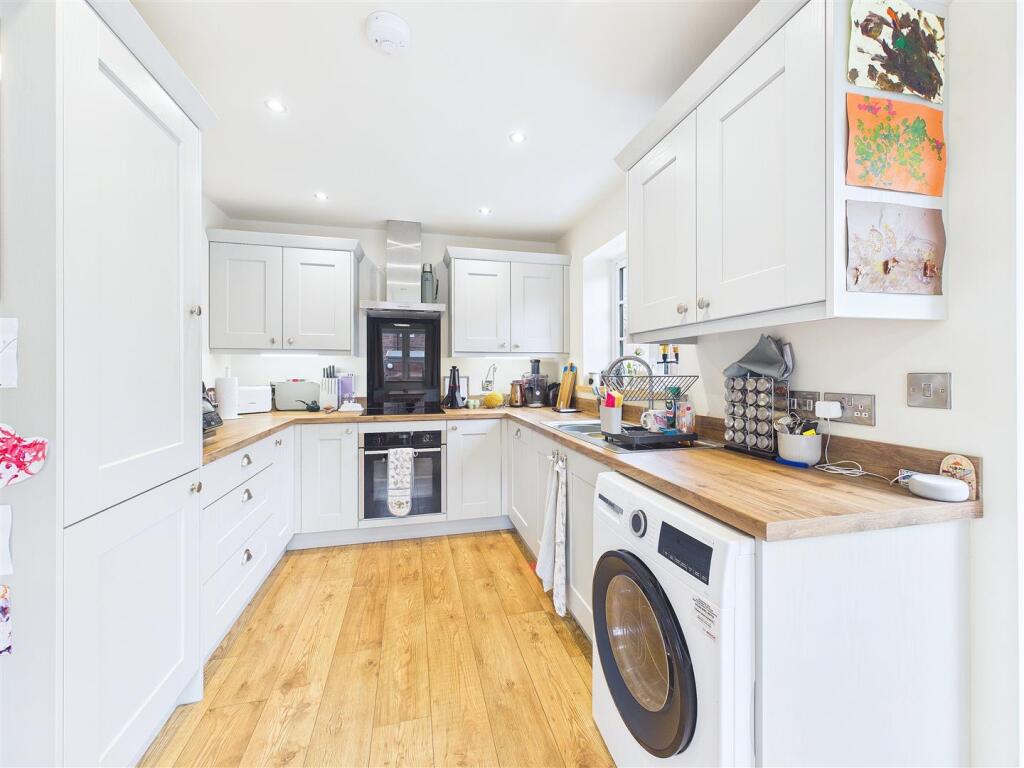 Additional image 8 of Elizabeth Grove, Elford, Tamworth