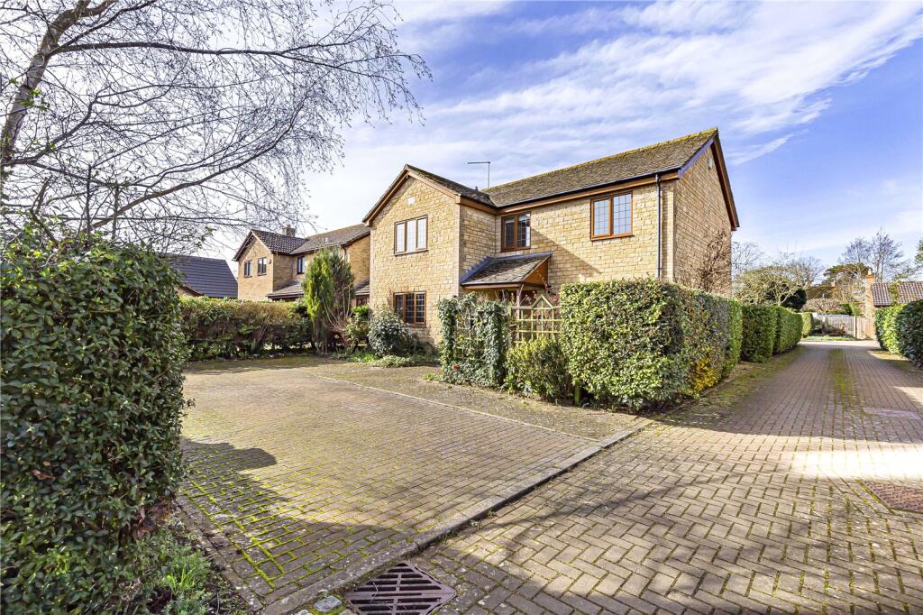 Main image of property: Ray Close, Oundle, Peterborough, Northamptonshire, PE8