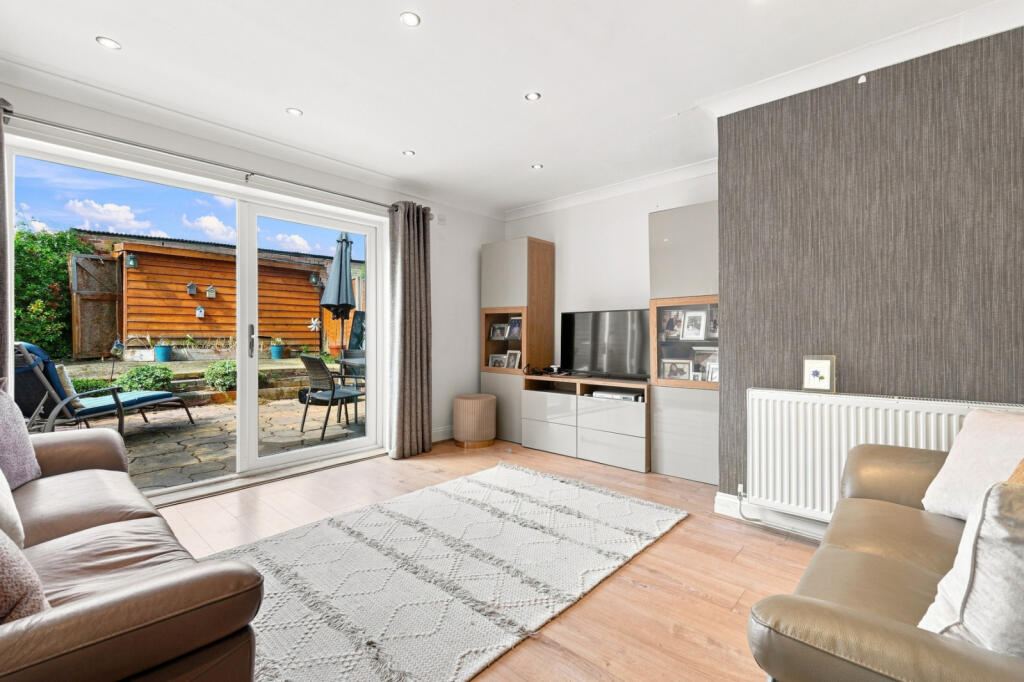 House in Uttlesford, Duck End, Birchanger - More