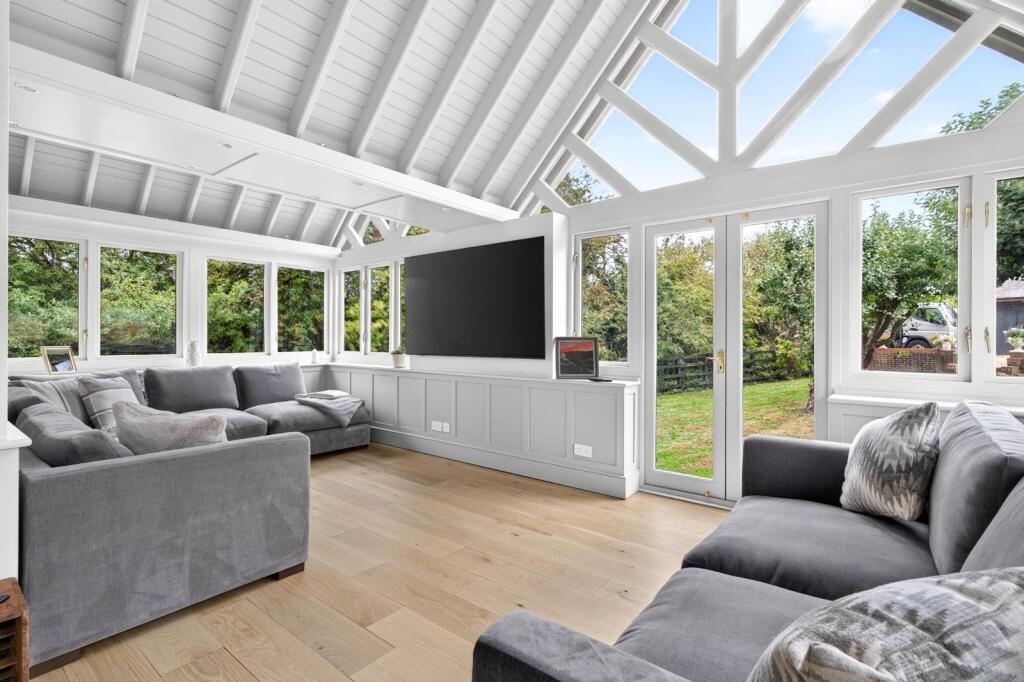 House in Stevenage - View 4