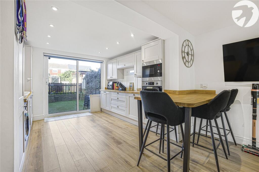 House in Swanley, Hextable - View 4