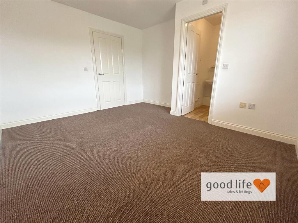 Apartment in Sunderland - More