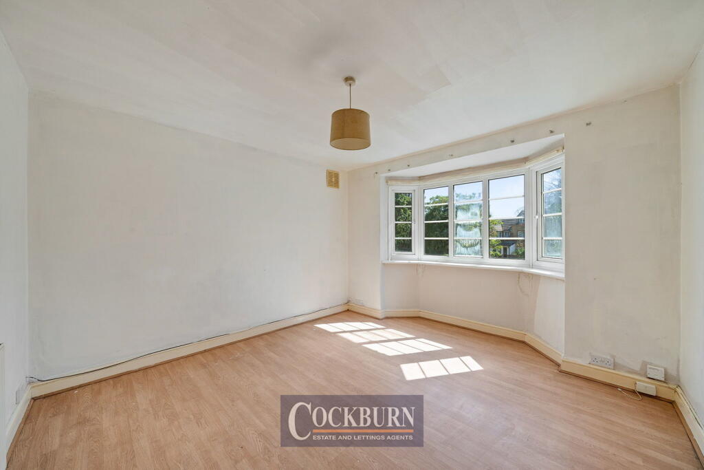 Apartment in London - View 5