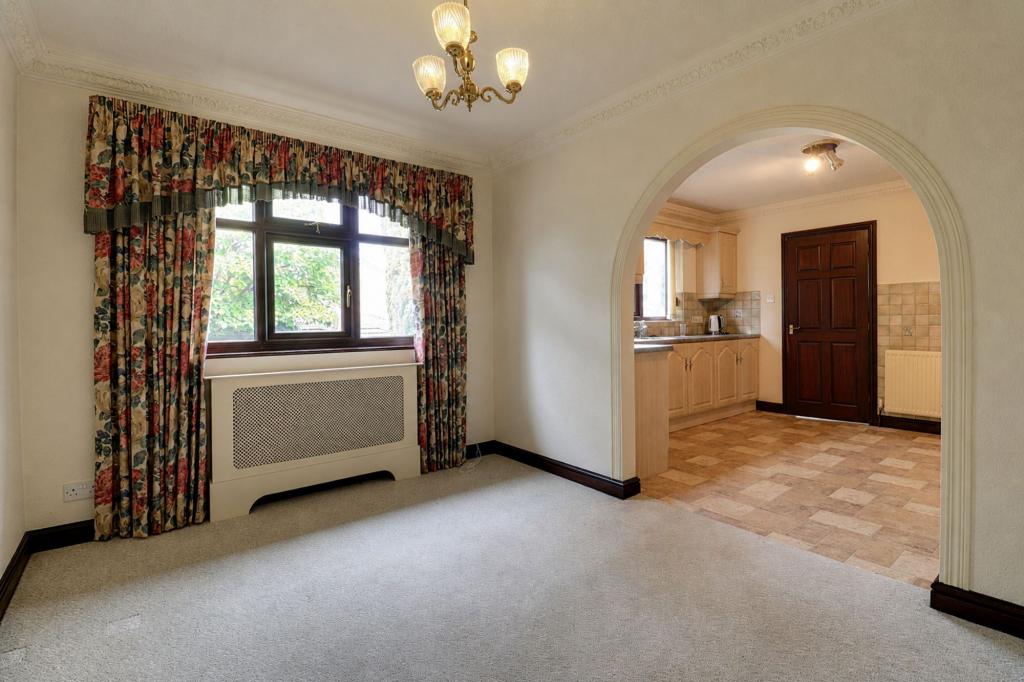 House in Doncaster - View 4