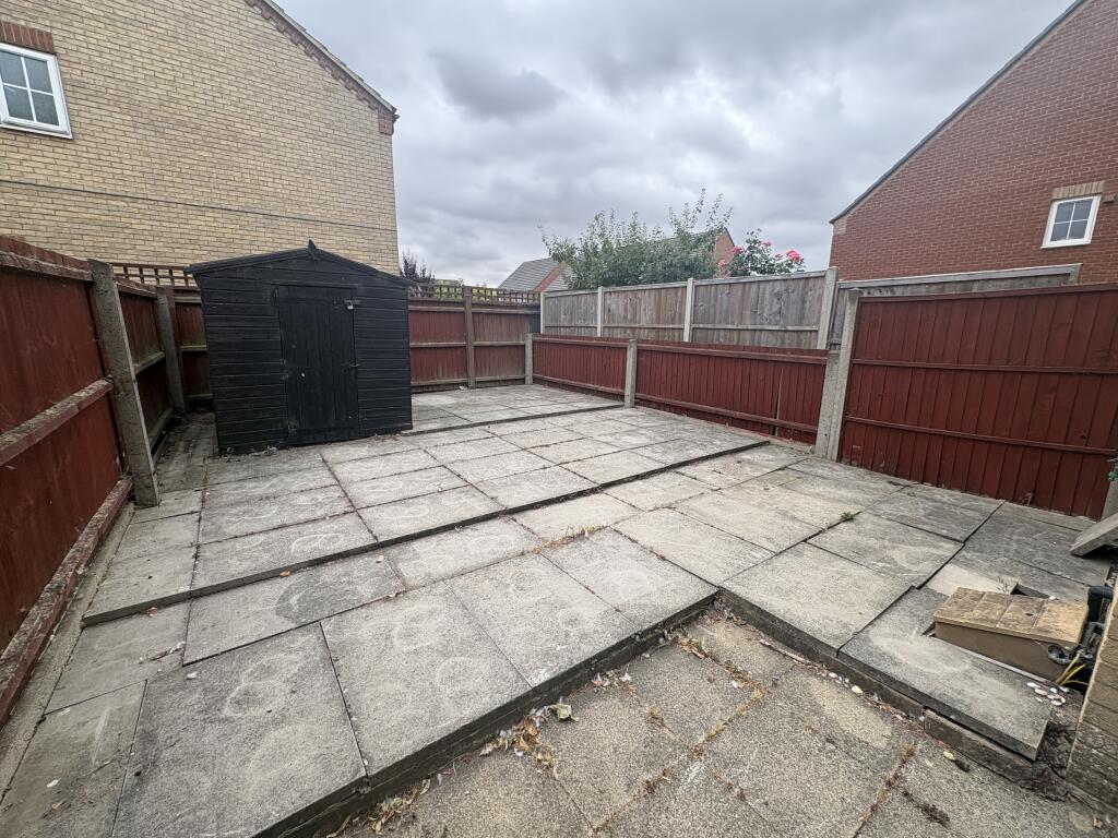 House in Fenland, March - View 3