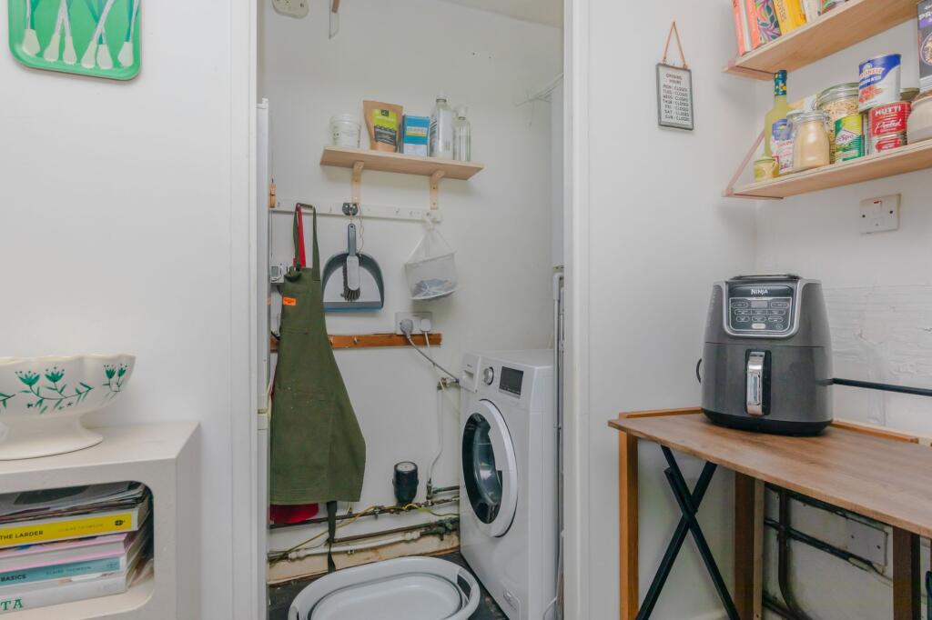 Apartment in Lewes - View 6