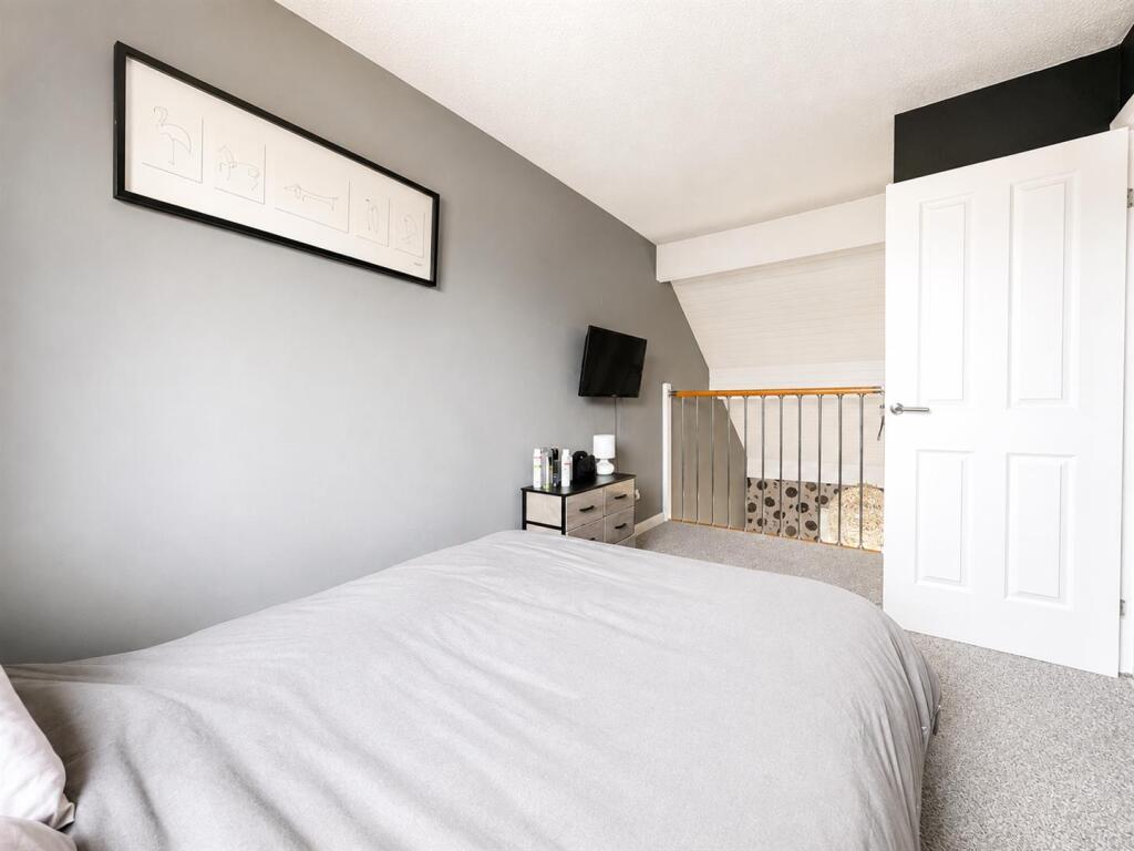 House in Motherwell - More