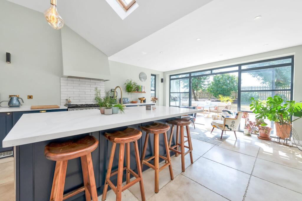 House in Stevenage - View 5