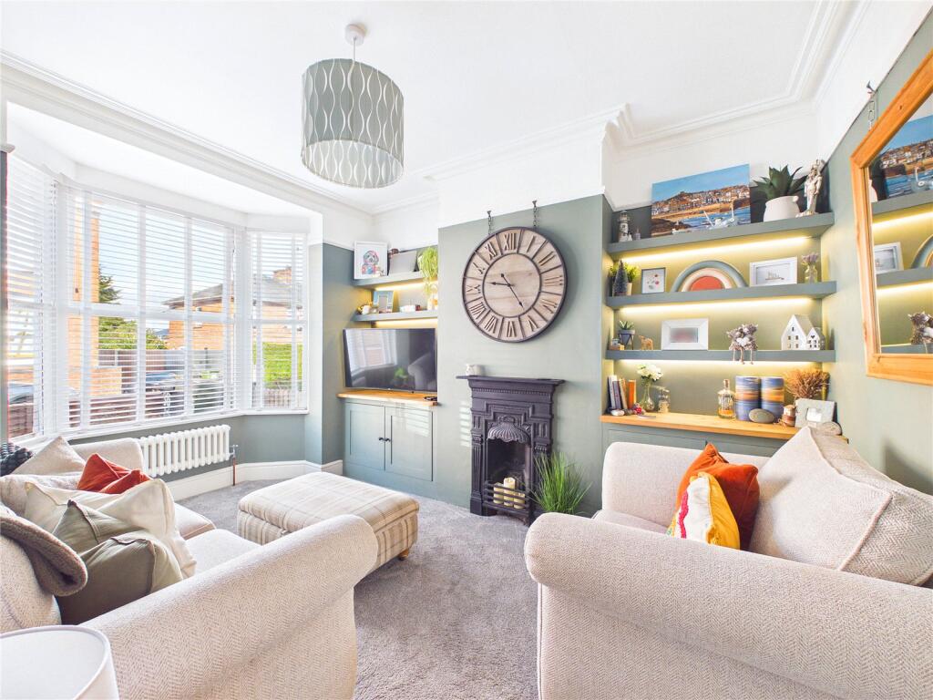 House in Worcester - View 3