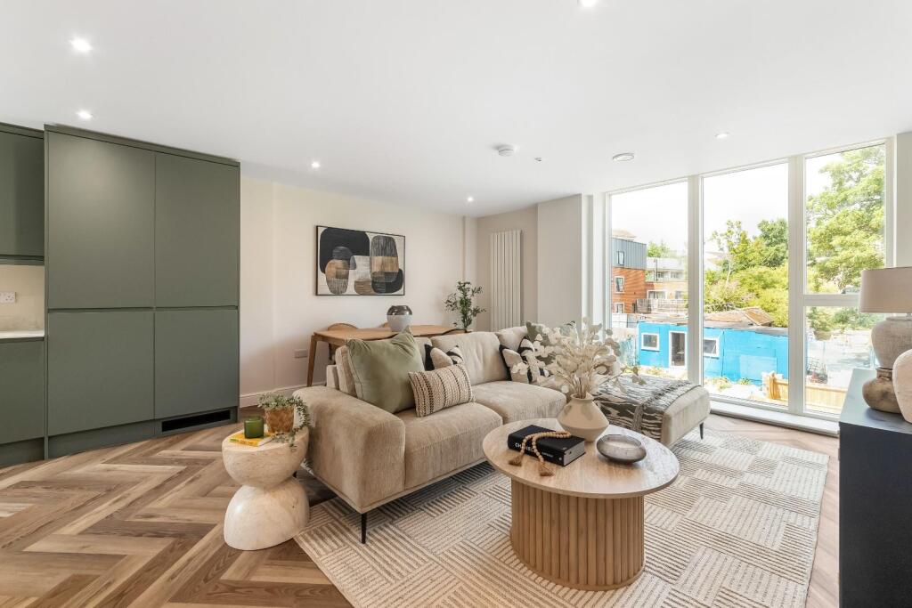 Main image of property: Sydenham, SE26