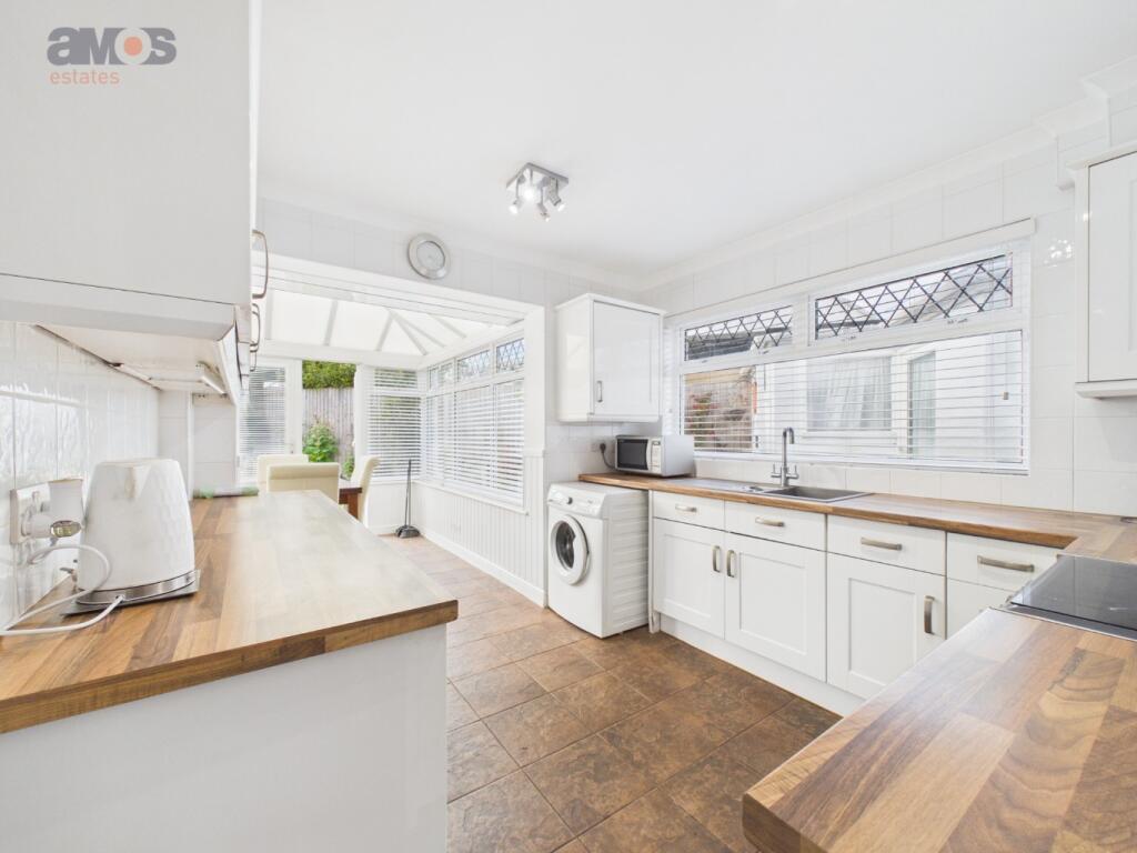 House in Southend-on-Sea - View 2