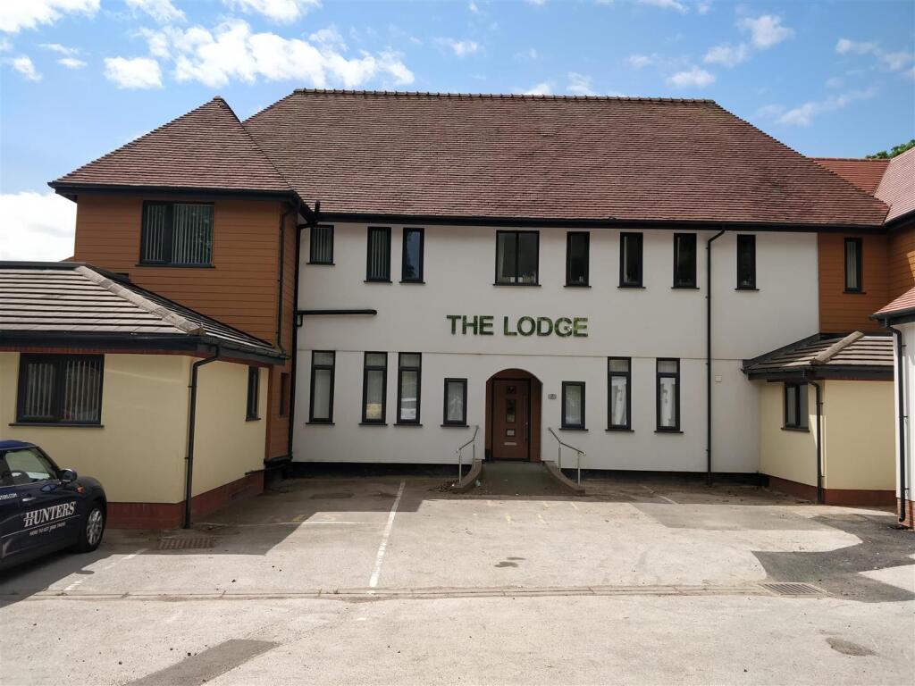 Main image of property: The Lodge, New Penkridge Road, Cannock, WS11 1HN