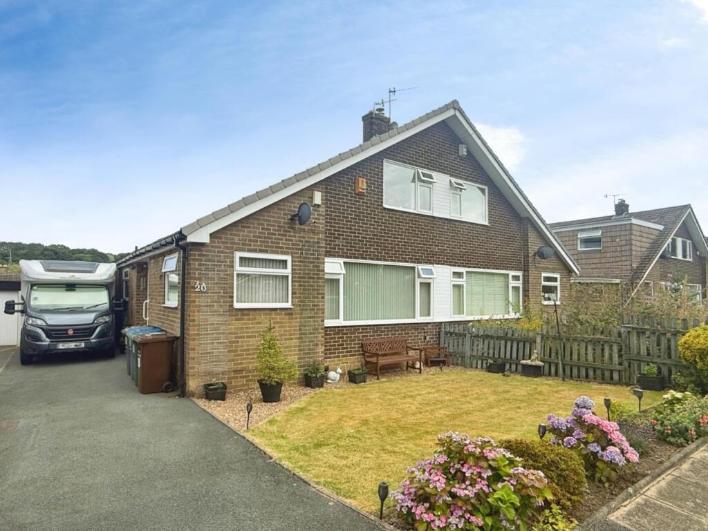 Main image of property: Brackendale Drive, Bradford