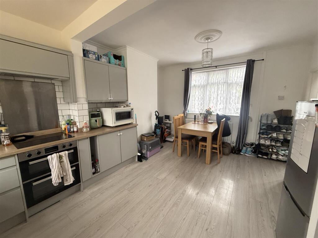 Stanhope Street, Burton-On-Trent photo 4