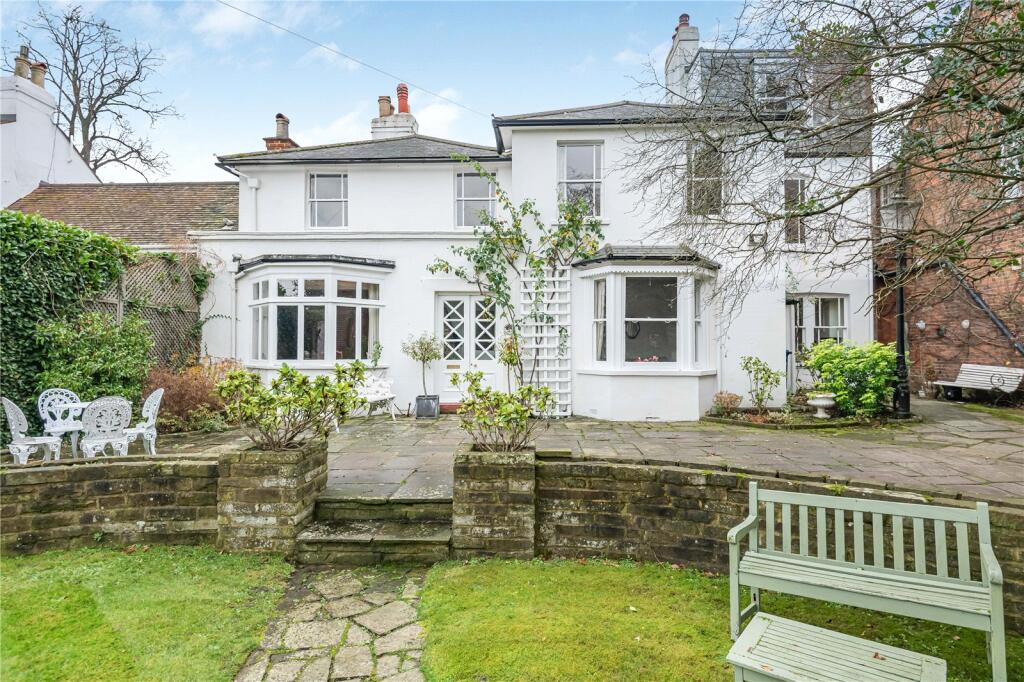 Main image of property: Hadley Green, Barnet, Hertfordshire, EN5