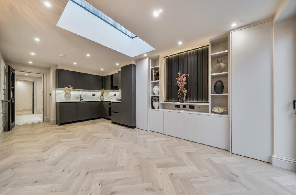 Apartment in London - View 4