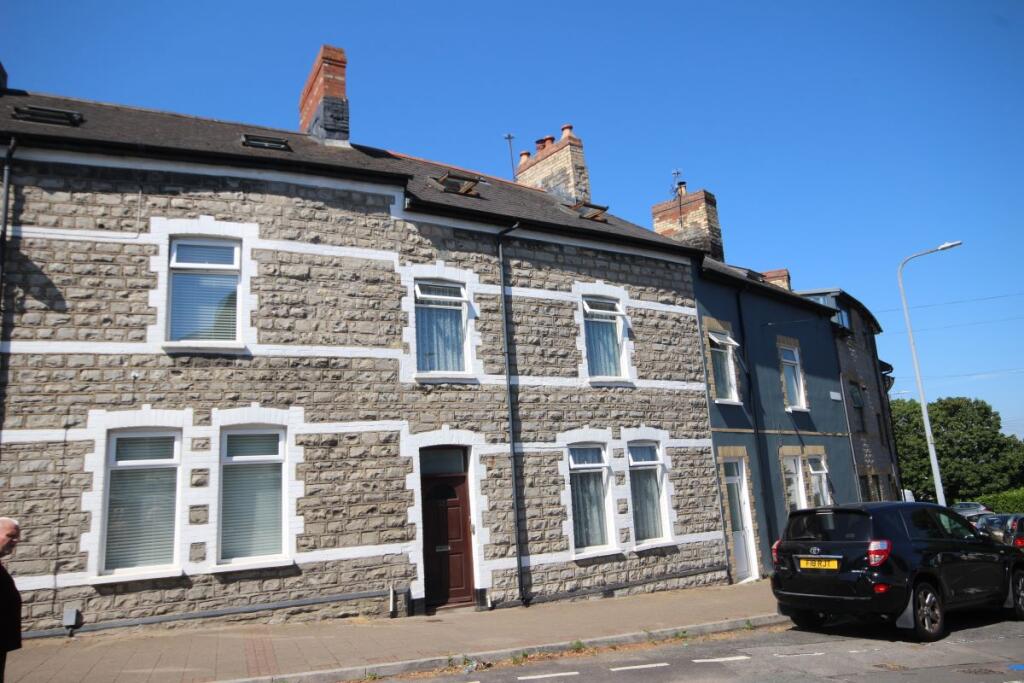 Main image of property: 33 Arcot Street, Penarth, CF64 1EU