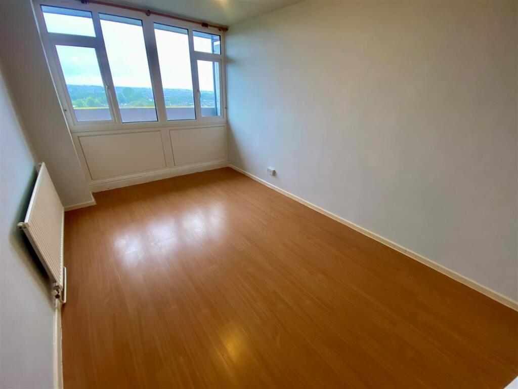 Apartment in Coventry - View 4