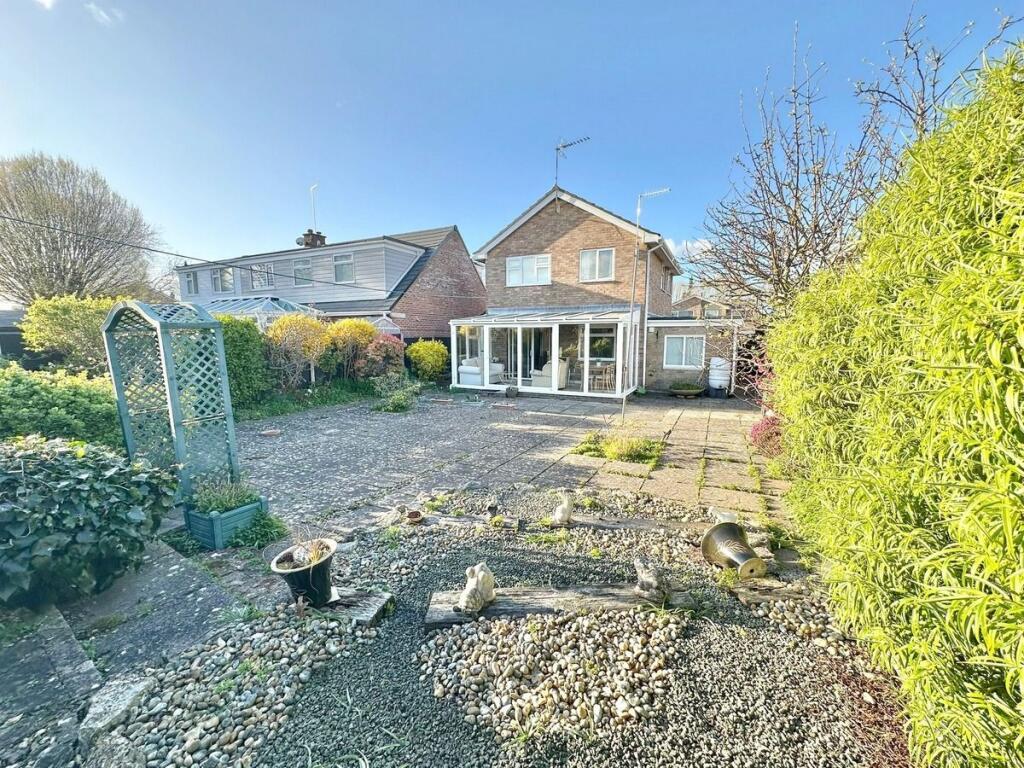 Verity Crescent, Canford Heath, Poole, BH17 photo 2