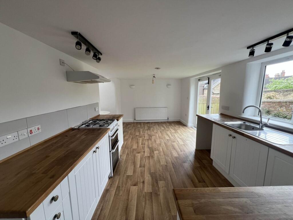 House in Bath - View 4