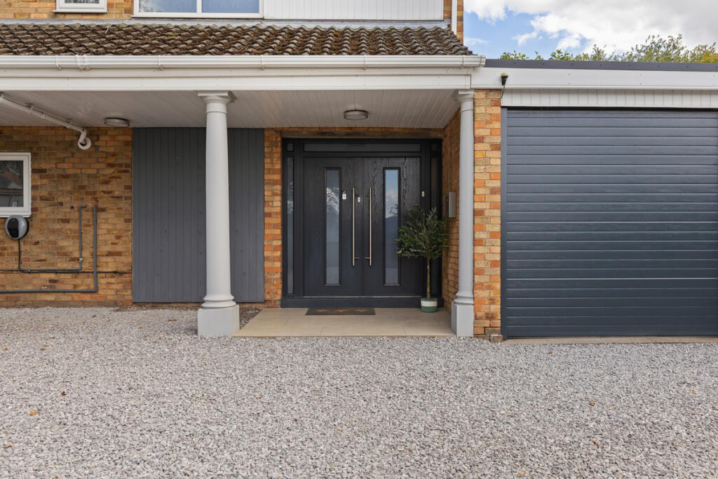 House in Doncaster - View 4