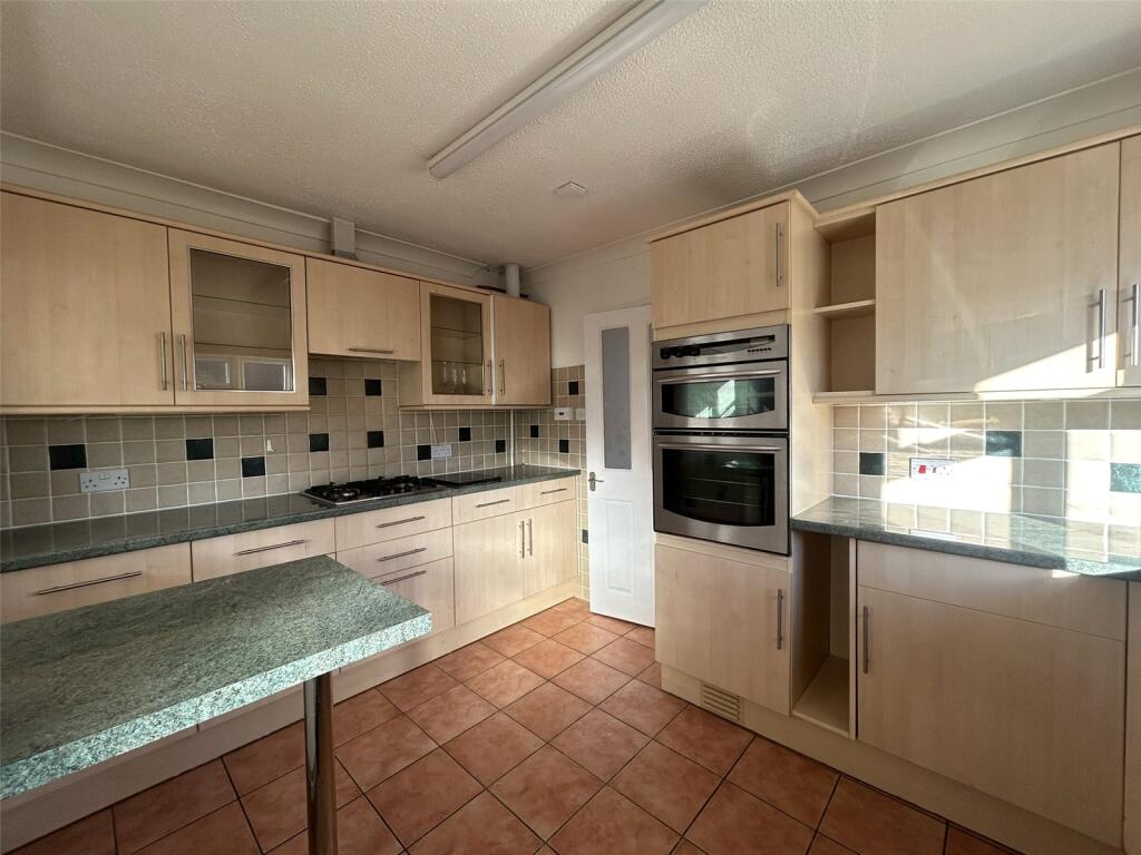 House in Taunton - View 4