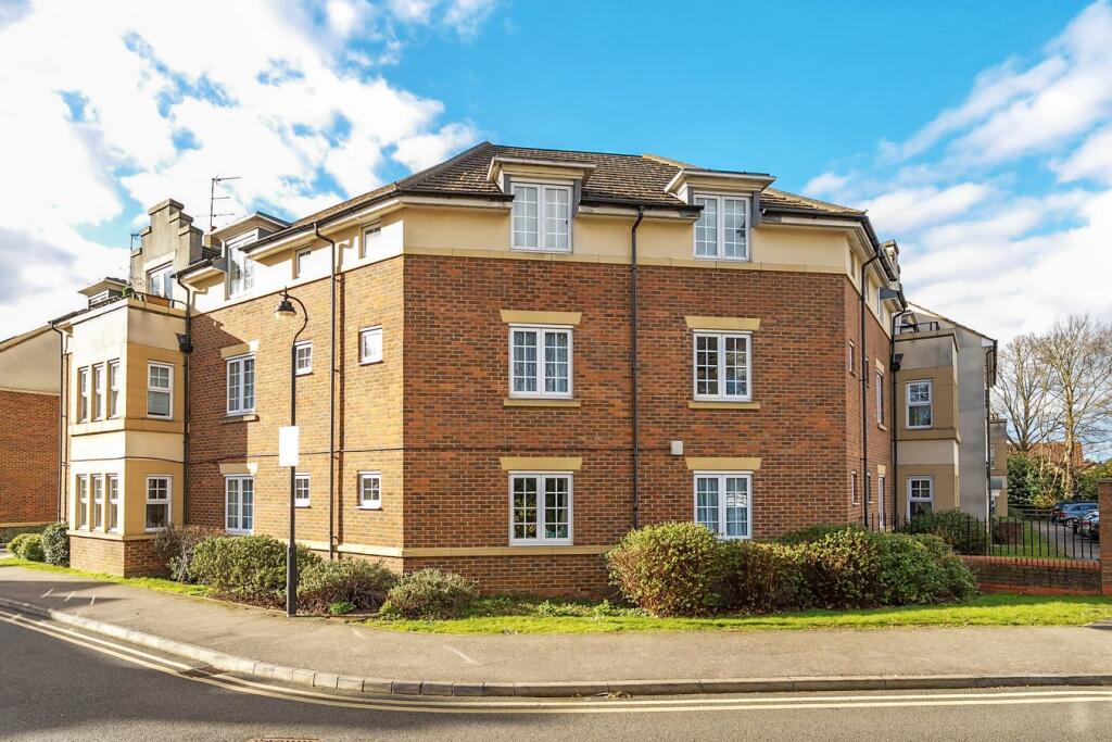 Main image of property: The Hawthorns, Flitwick, MK45