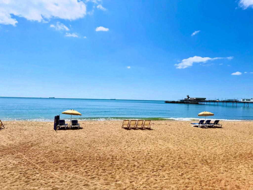 House in Portsmouth - View 5