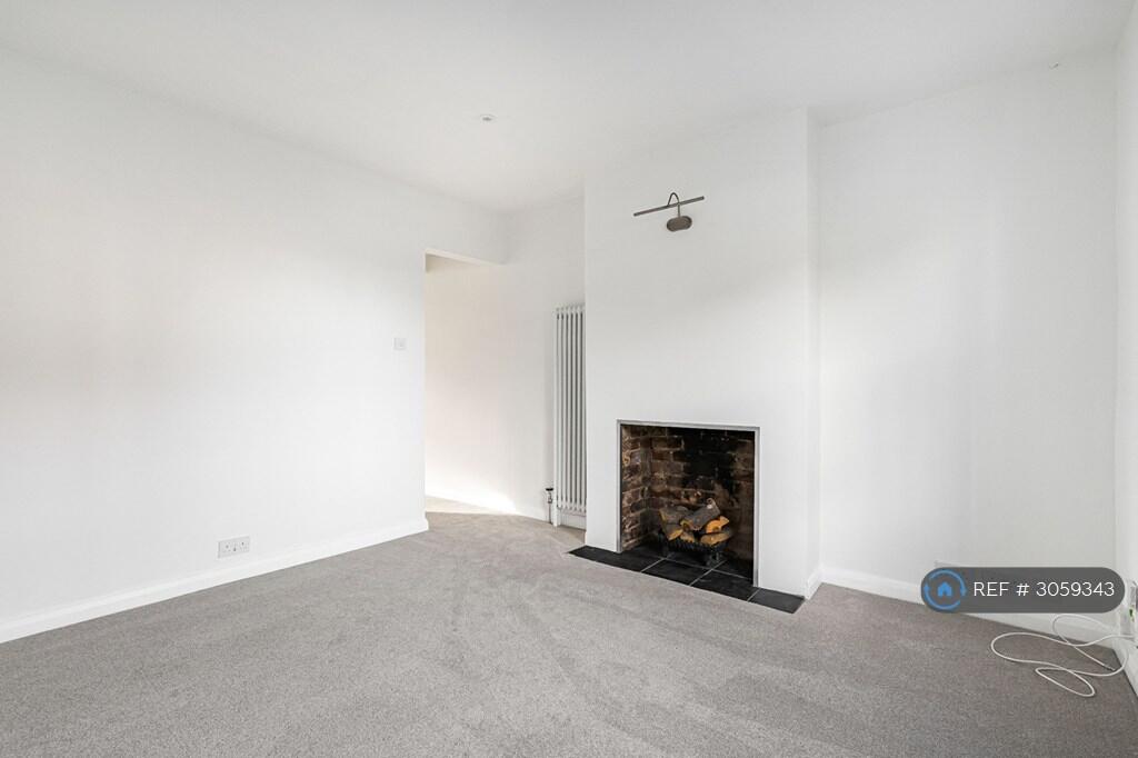 House in Tonbridge - View 5