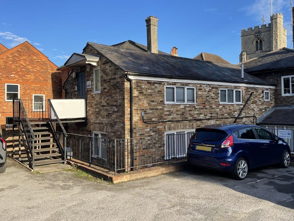 Main image of property: 1st Floor, Rear of 117 High Street, Berkhamsted, Hertfordshire