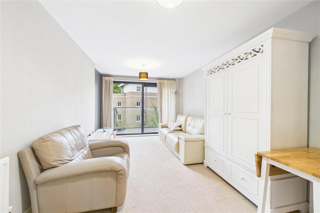 Main image of property: Oakley House, 4 Hotspur Street, London, SE11