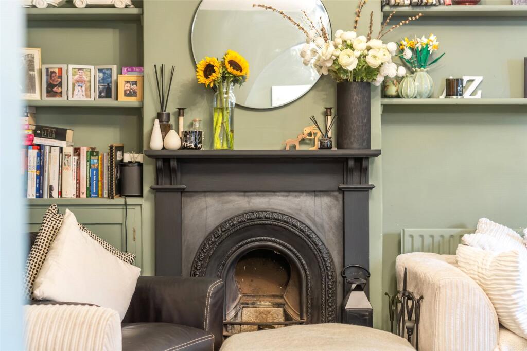 Upper Halliford Road, Shepperton, TW17 photo 4