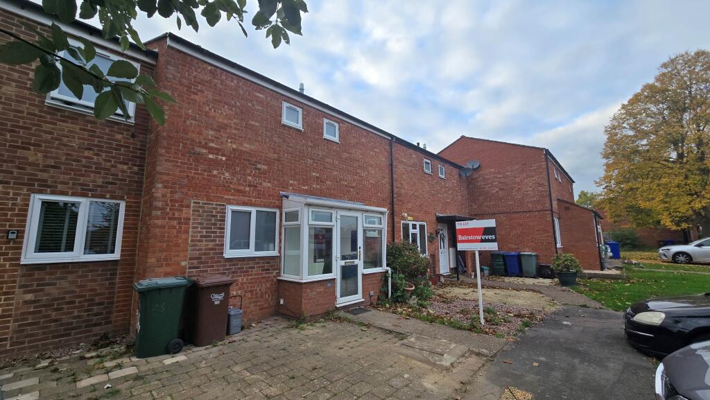 Main image of property: Levenot Close OX16
