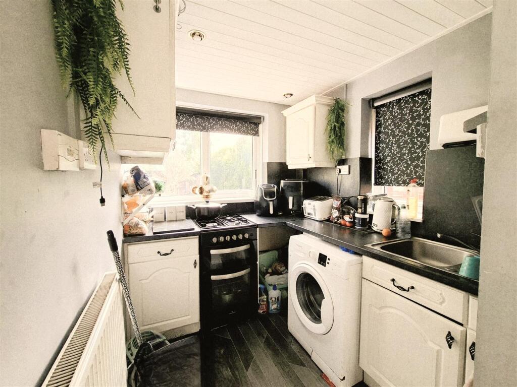 House in Birmingham, West Midlands - View 4