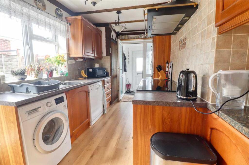 House in Clacton-on-Sea, Great Clacton - View 5