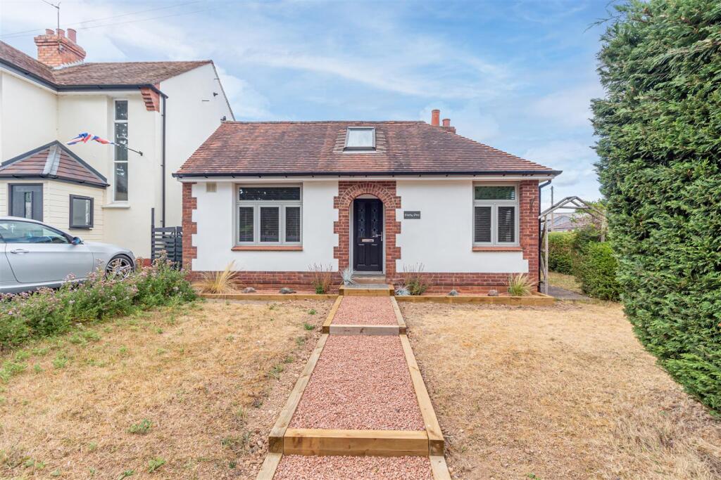House in Worcester - View 3