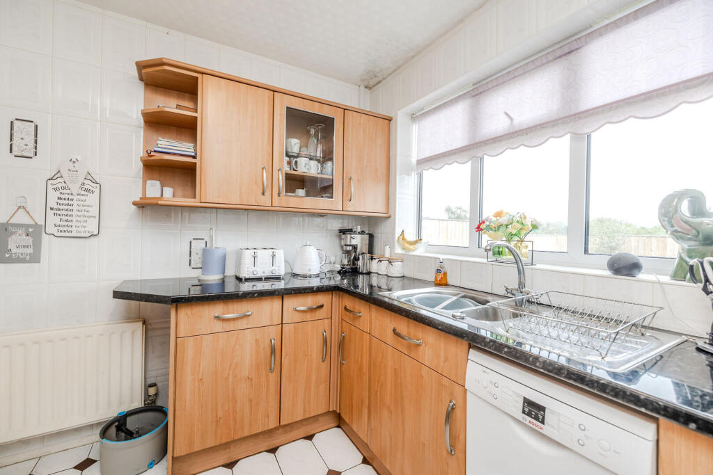 House in North Tyneside, North East - More