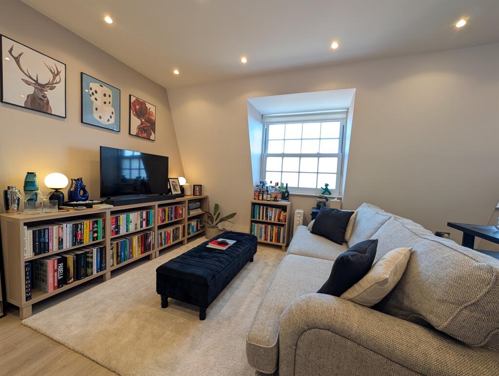 Additional image 5 of Stonehills, WELWYN GARDEN CITY