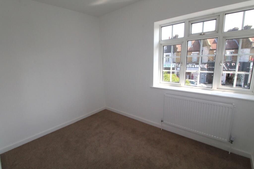 Apartment in London, South End, New Eltham - More
