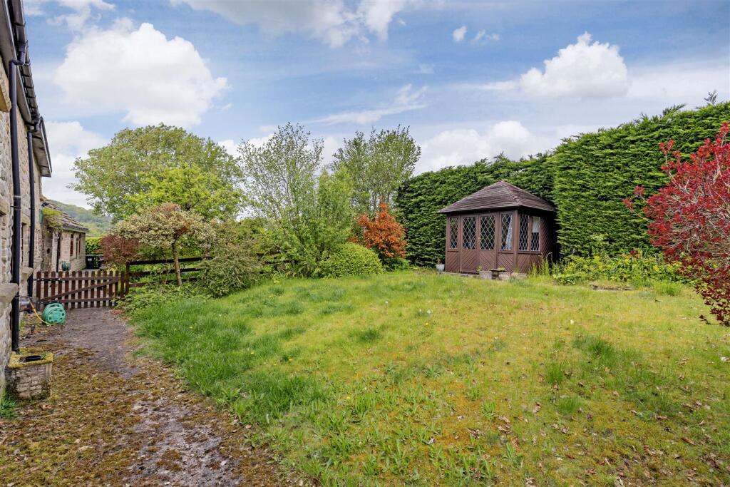House in Derbyshire Dales, Grindleford - View 4
