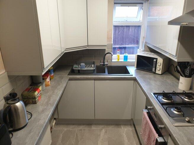 House in Wolverhampton, Tettenhall - View 3