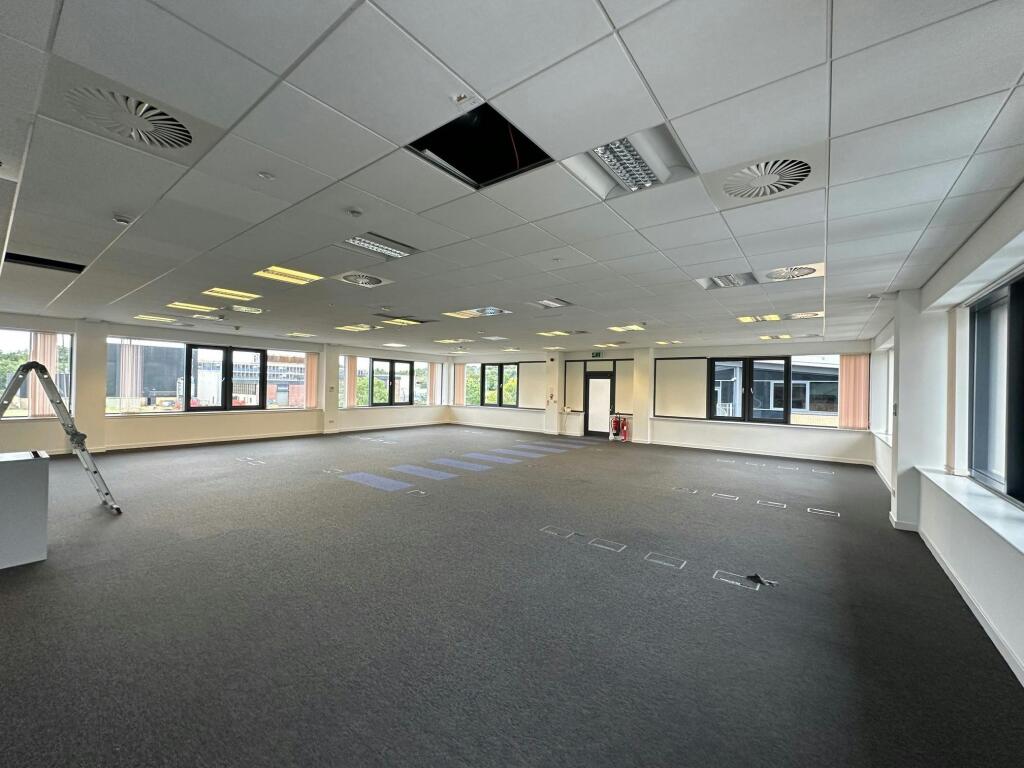 Orion House - 003.jpg