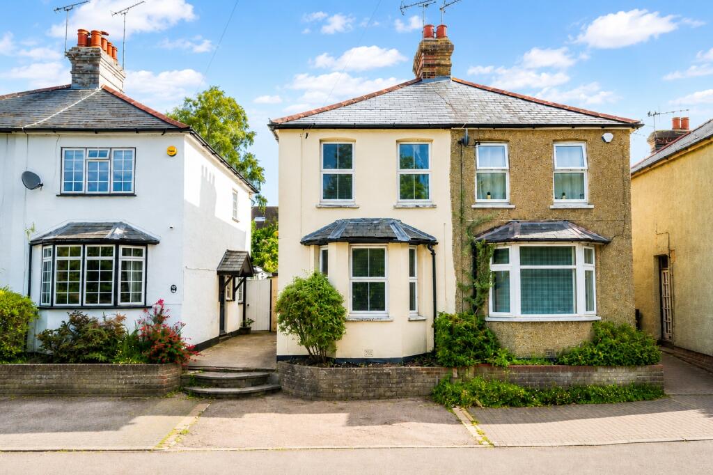 Main image of property: Lower Luton Road, Harpenden, Hertfordshire, AL5