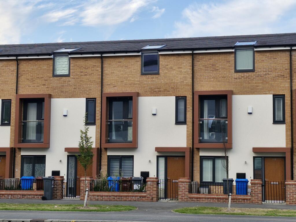 Upper Brook Street, Ardwick photo 2