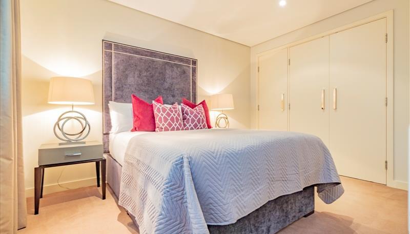 Apartment in London - More