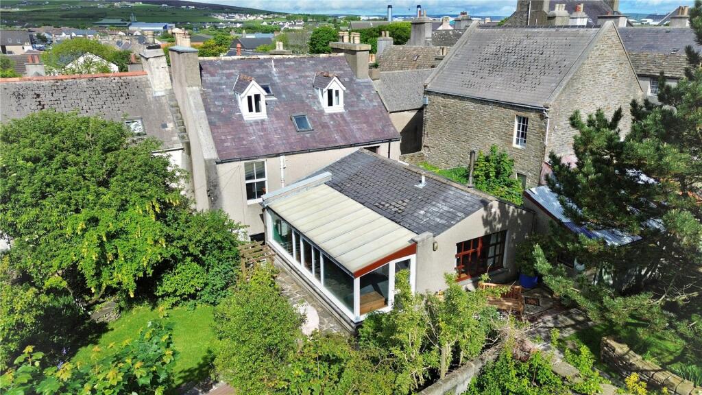 Main image of property: Palace Gardens, Kirkwall