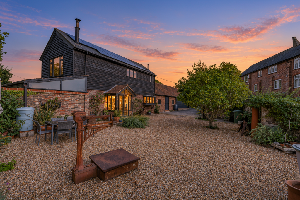House in Tonbridge - View 3